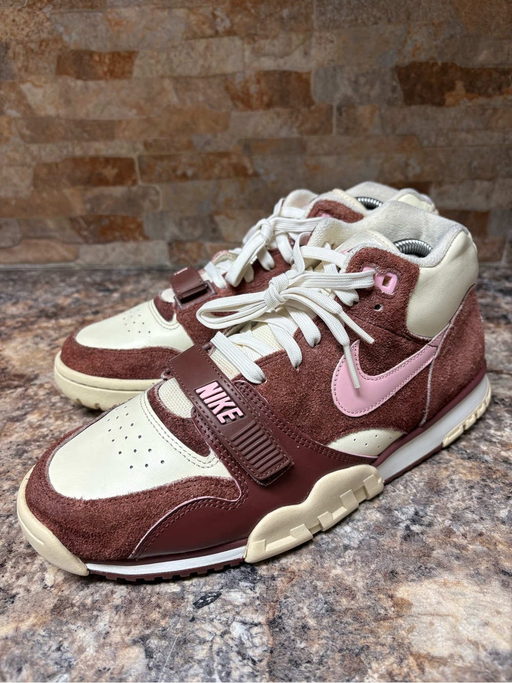 Nike Air Trainer 1 'Valentine's Day' DM0522-201 Size 10